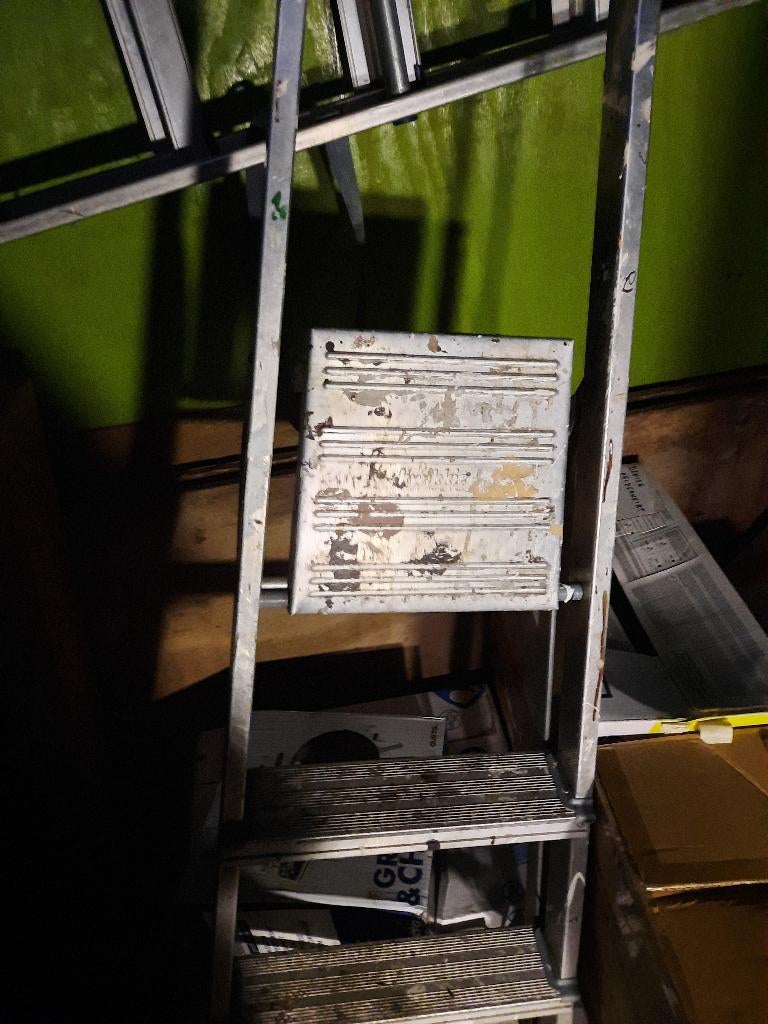 Trap ladder, Ophalen, Gebruikt, Ladder, Minder dan 2 meter