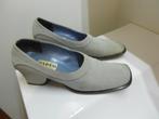 Licht grijze schoenen van Pareo mt 38,5, Schoenen met lage hakken, Ophalen of Verzenden, Pareo, Grijs