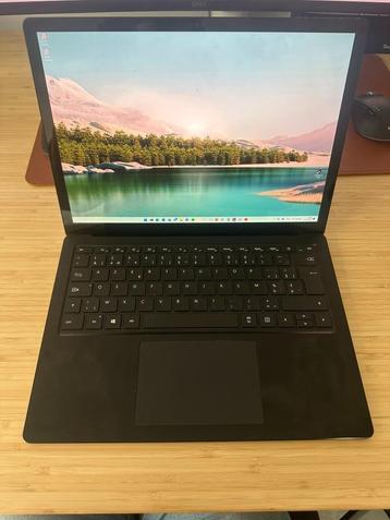 Microsoft Surface Laptop 4 Black (Intel Core i7, 16 GB RAM)