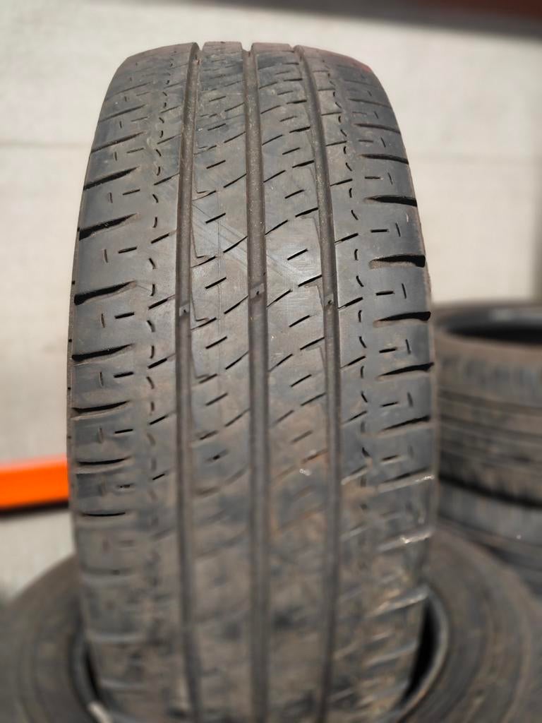 215/65r16c Michelin 40€ par pièce, Autos : Pièces & Accessoires, Commande, Enlèvement ou Envoi
