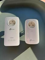 TP-Link AV1300 Powerline set met Wi-Fi & stopcontact, Computers en Software, WiFi-versterkers, Ophalen, Zo goed als nieuw