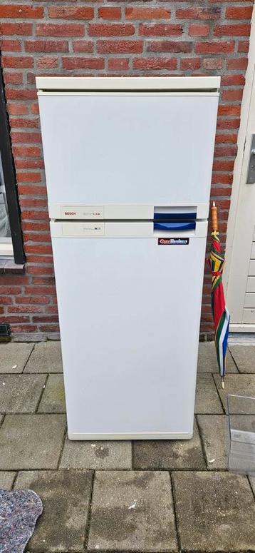 Bosch combi vriezer/koelkast  beschikbaar voor biedingen