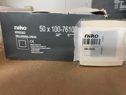 Niko afdekplaatje, schakelaars en stopcontacten, Auto-onderdelen, Elektronica en Kabels, Ophalen
