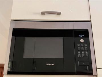 Micro-ondes encastrable Siemens, IQ500, inox, 25 L beschikbaar voor biedingen