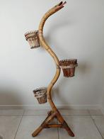 Vintage plantenstaander bamboe / rotan met drie bloempotjes, Overige materialen, Binnen, Zo goed als nieuw, Overige vormen
