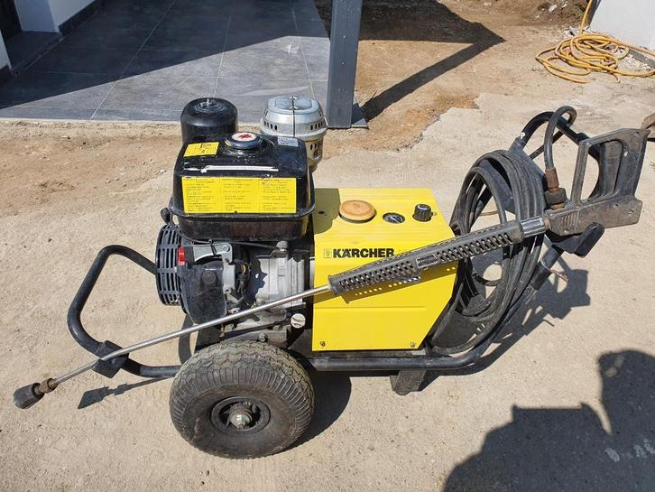 Kärcher HD 1050 B hogedrukreiniger, Tuin en Terras, Hogedrukreinigers, Zo goed als nieuw, Benzine, Met regelbare waterdruk, Met autostop en -start