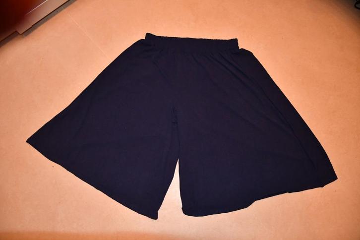 Hel blauwe culotte - maat 3xl, Kleding | Dames, Rokken, Nieuw, Maat 46/48 (XL) of groter, Blauw, Onder de knie, Ophalen of Verzenden