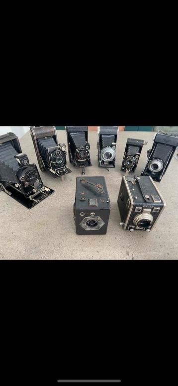 Lot van 8 camera’s beschikbaar voor biedingen