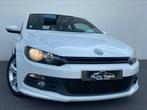 Vw // scirocco // 2.0tdi // 140cv // R-LINE // A voir //, Zwart, 4 cilinders, Alcantara, Wit