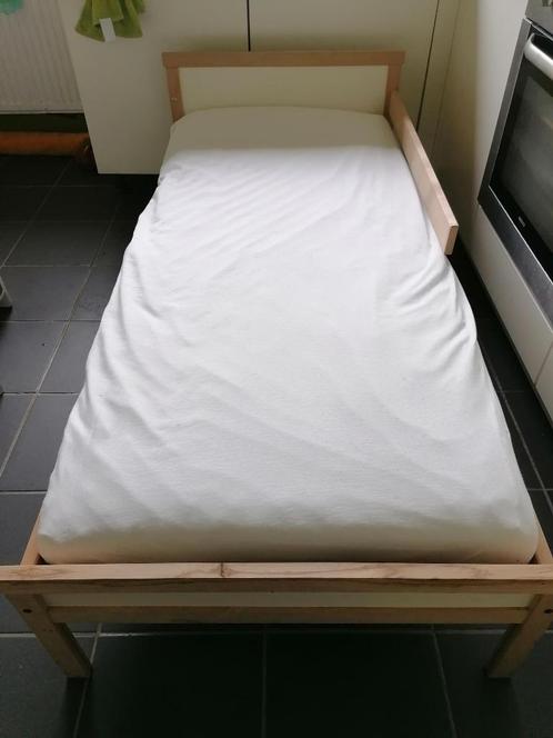 Kinderbedje 160 x 70, Huis en Inrichting, Slaapkamer | Bedden, Zo goed als nieuw, Eenpersoons, 80 cm, 190 cm of minder, Hout, Ophalen
