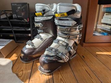 Salomon ski boot 25 my autofit thermo dames met opbergzak, Sport en Fitness, Skiën en Langlaufen, Ophalen, Zo goed als nieuw, Ski