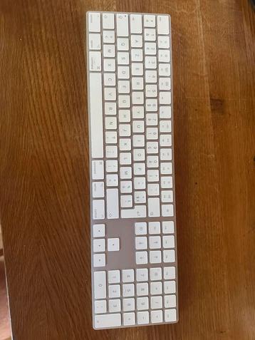 Apple magic keyboard azerty wit, Ergonomique, Azerty, Comme neuf, Enlèvement