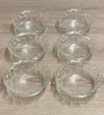 Set van 6 glazen schalen met appelpatronen, prijs: €10, Huis en Inrichting, Ophalen of Verzenden, Zo goed als nieuw