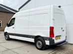 Mercedes-Benz eSprinter 55kWh L2H2 Automaat AC Camera Stoelv, Auto's, Stof, Gebruikt, Zwart, 2752 kg