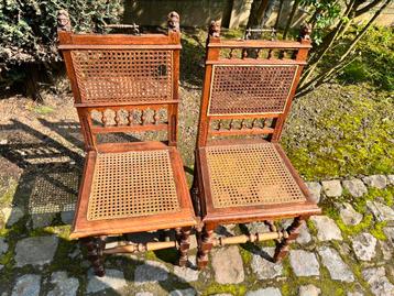 Lot de 4 chaises en bois avec treillis en oseille 