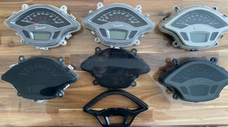 Piaggio Vespa Sprint Primavera GTS teller, Fietsen en Brommers, Scooters | Piaggio, Zo goed als nieuw, Fly, Ophalen of Verzenden
