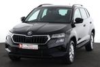 Skoda Karoq 1.5 TSI DSG CLEVER 1.5 TSI DSG CLEVER + CARPLAY, Auto's, Skoda, Zwart, Karoq, Bedrijf, 5 zetels
