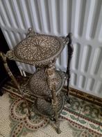 Zeldzaam oriëntaliserend gietijzeren harnas in art-nouveau, Ophalen