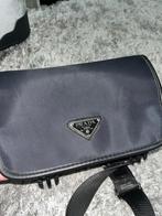 Sacoche prada noir comme neuf, Bijoux, Sacs & Beauté, Bagues, Enlèvement ou Envoi, Comme neuf, Homme, Noir