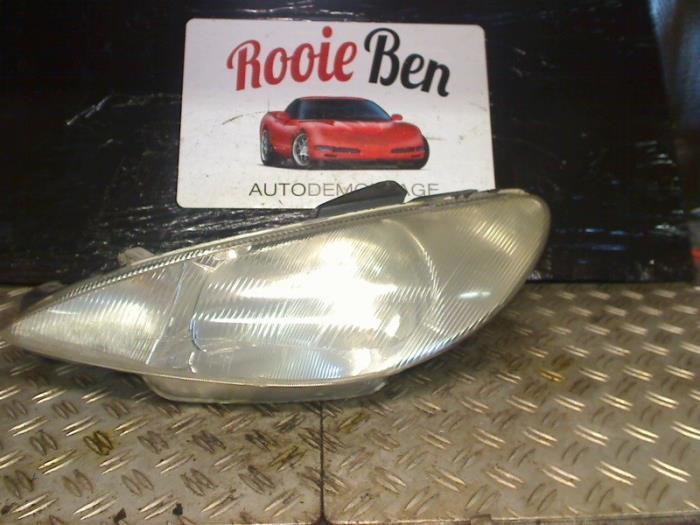 Koplamp links van een Peugeot 206, Auto-onderdelen, Verlichting, Peugeot, Gebruikt, 3 maanden garantie, Ophalen of Verzenden