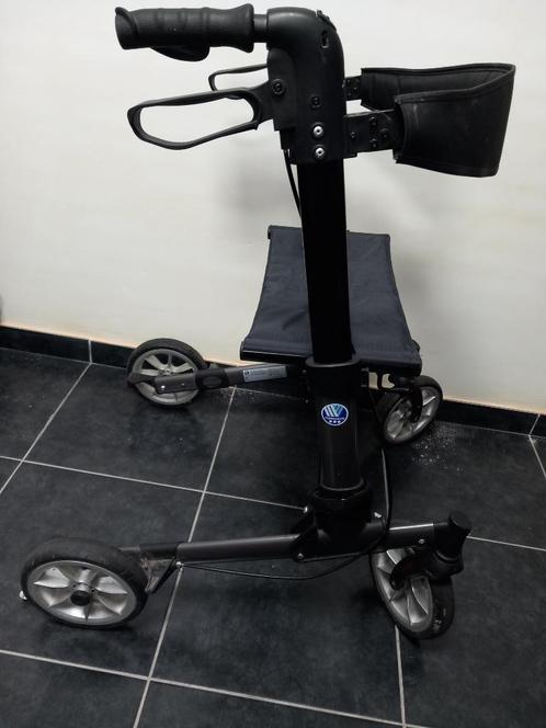 rollator QUAVA, Diversen, Rollators, Gebruikt, Lichtgewicht, Opvouwbaar, Ophalen of Verzenden