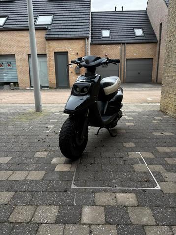 MBK Booster 2002 beschikbaar voor biedingen
