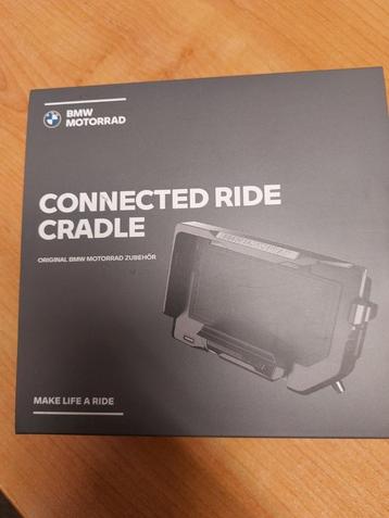 BMW Connected Ride Cradle beschikbaar voor biedingen