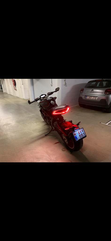 Mv agusta brutale dragster, Motoren, Motoren | MV Agusta, Particulier, Sport, 3 cilinders, Motorrijbewijs A, LED Verlichting, Quickshifter