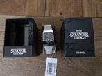 Casio STRANGER THINGS AQ-800EST-1AER, Handtassen en Accessoires, Staal, Verzenden, Polshorloge, Nieuw