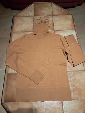 Liberty Island Slim Camelkleurige trui met rolkraag M beschikbaar voor biedingen