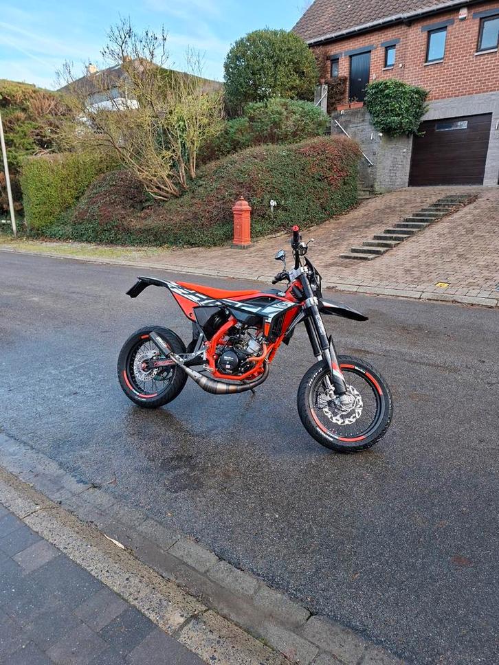 Beta RR 50 Track 2022, Fietsen en Brommers, Brommers | Crossbrommers, Ophalen