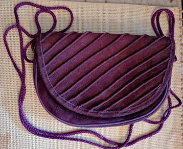 Sac à main, velours violet / mauve travaillé, corde, vintage disponible aux enchères