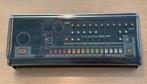 Roland TR-08, Ophalen, Roland