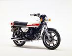 Recherche 2 silencieux pour Yamaha RD 400 1978, Motos