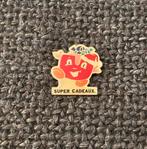 PIN - SUPER CADEAUX, Envoi, Utilisé, Autres sujets/thèmes, Insigne ou Pin's