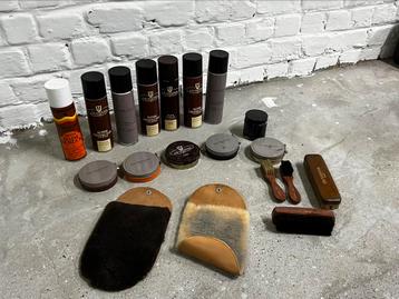 J.M WESTON produits d’entretiens beschikbaar voor biedingen
