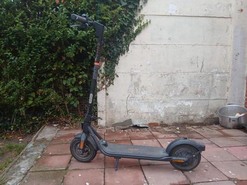 Segway Ninebot F2E, Fietsen en Brommers, Steps, Zo goed als nieuw, Ophalen