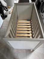 Babybed 120/60 incl. Aerosleep matras & 3 matrasbeschermers, Kinderen en Baby's, Ophalen, Zo goed als nieuw, Matras