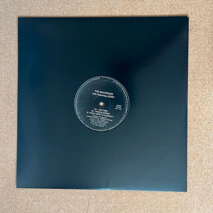 The Mackenzie Feat Jessy – I Am Free (MAC 1055, 1995), Cd's en Dvd's, Vinyl | Dance en House, Gebruikt, Techno of Trance, 12 inch