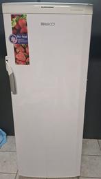 Diepvries beko, Elektronische apparatuur, Vriezers en Diepvrieskisten, Zo goed als nieuw, 140 tot 160 cm, Ophalen, Vrieskast