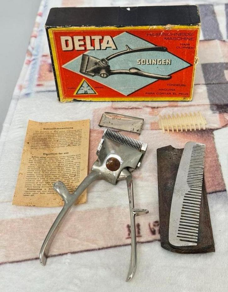 1951 - Delta solingen antiek Hand tondeuse clipper compleet, Antiek en Kunst, Curiosa en Brocante, Ophalen of Verzenden