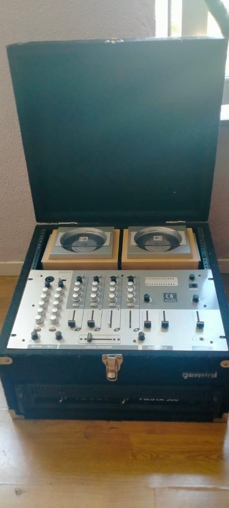 Set pro: Flycase, ampli, table mixage Audiophony + amplis, Muziek en Instrumenten, Mengpanelen, Gebruikt, 5 tot 10 kanalen, Microfooningang