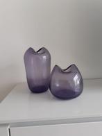 Set van 2 moderne paarse glazen vazen, Enlèvement, Comme neuf, Autres couleurs