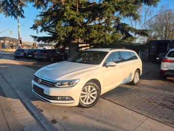 Vw Passat 1.6TDI Variant Led Xenon Automaat v zetels Acc  beschikbaar voor biedingen