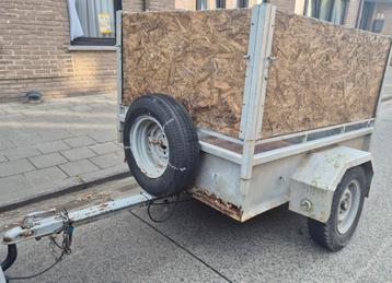 aanhangwagen beschikbaar voor biedingen