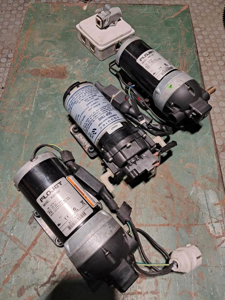 Membraanpompen, Doe-het-zelf en Bouw, Compressors, Zo goed als nieuw, Ophalen of Verzenden