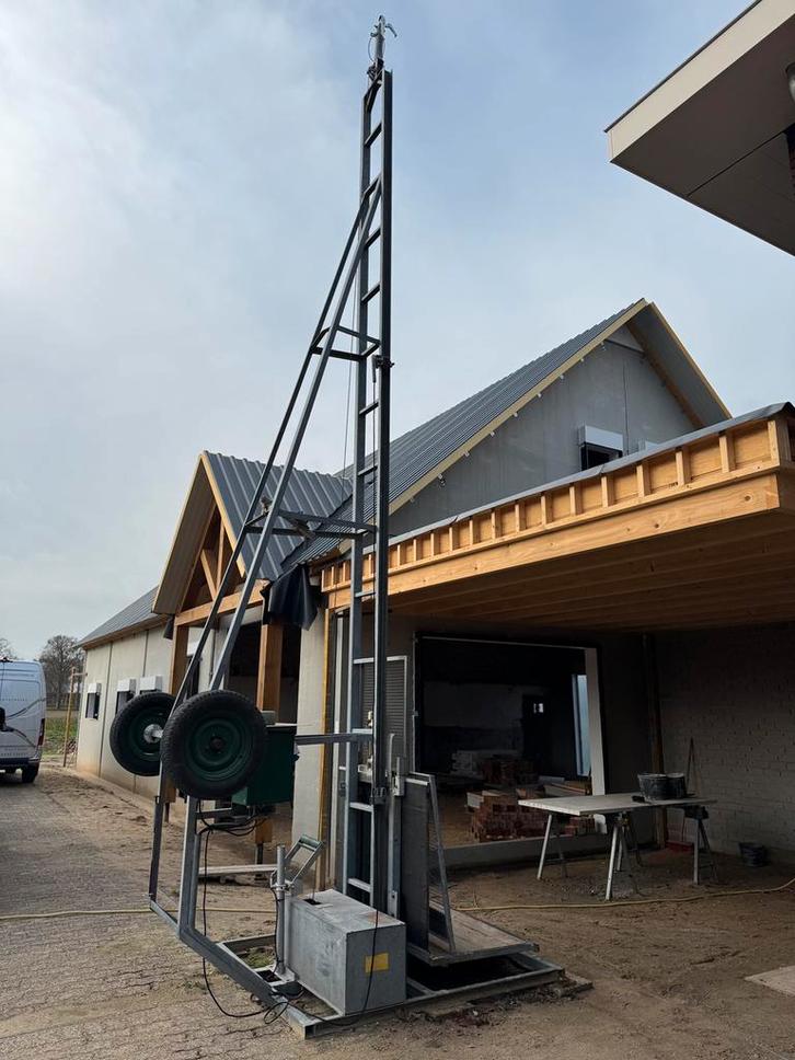 7 meter bouwlift / kantellift, Doe-het-zelf en Bouw, Bouwliften, Zo goed als nieuw, Bouwlift, Ophalen