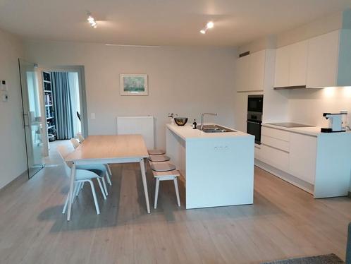 Tafel / eettafel hout + bank + 4 stoelen juntoo, Huis en Inrichting, Complete eetkamers, Ophalen