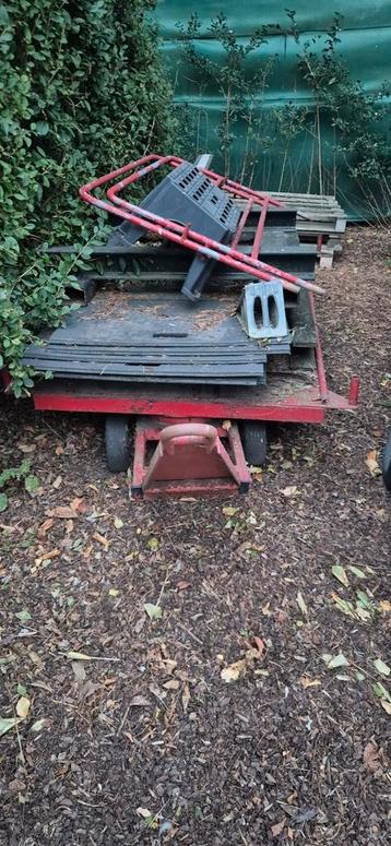 Transport kar 1 ton  beschikbaar voor biedingen