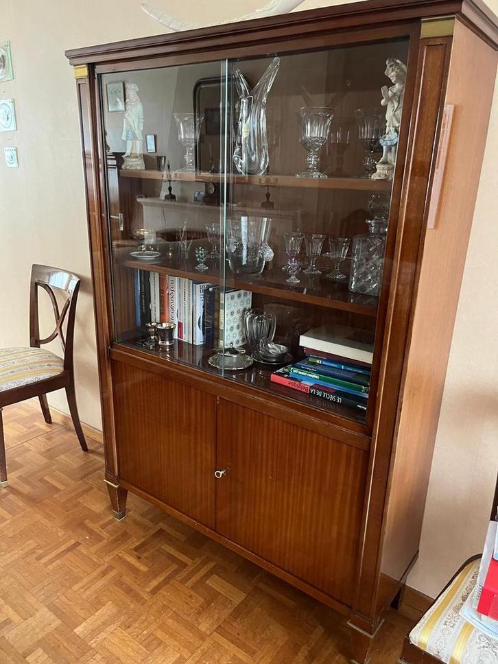 Mahoniehouten vitrinekast in Engelse stijl uit de jaren 50, Huis en Inrichting, Kasten | Vitrinekasten, Gebruikt, Ophalen